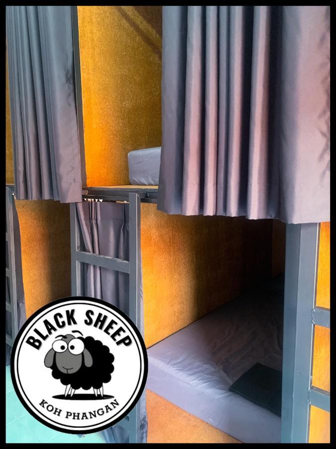 The Black Sheep Hostel หาดริ้น ภายนอก รูปภาพ